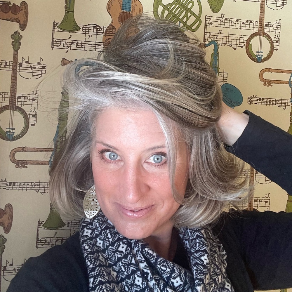 Meet your Posher, Jennifer